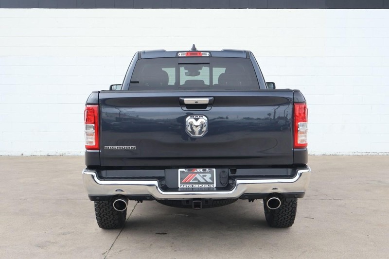 Ram 1500 Vehicle Full-screen Gallery Image 06