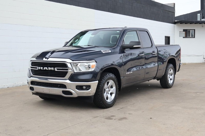 Ram 1500 Vehicle Full-screen Gallery Image 11