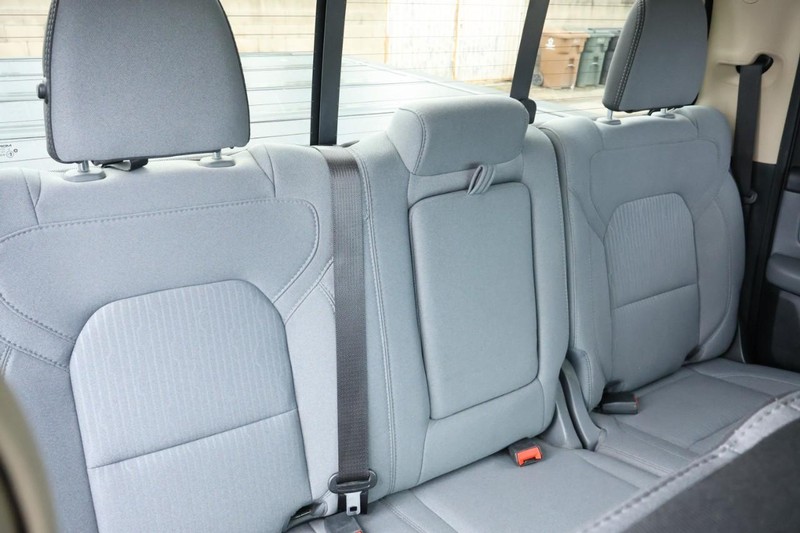 Ram 1500 Vehicle Full-screen Gallery Image 22