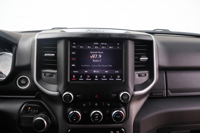 Ram 1500 Vehicle Full-screen Gallery Image 30