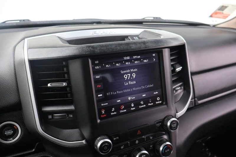 Ram 1500 Vehicle Full-screen Gallery Image 31