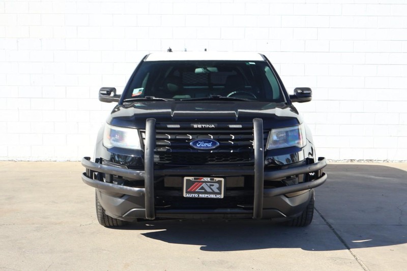 Ford Police Interceptor Utility Vehicle Full-screen Gallery Image 02