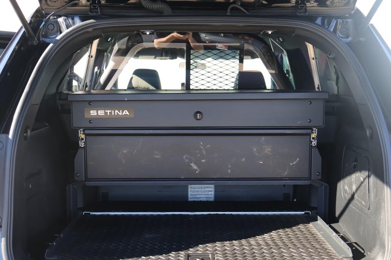 Ford Police Interceptor Utility Vehicle Full-screen Gallery Image 06