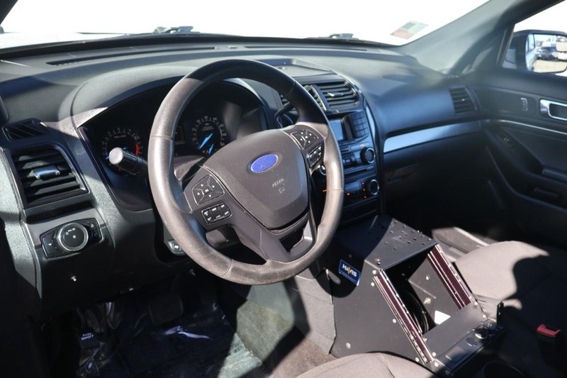 Ford Police Interceptor Utility Vehicle Full-screen Gallery Image 14