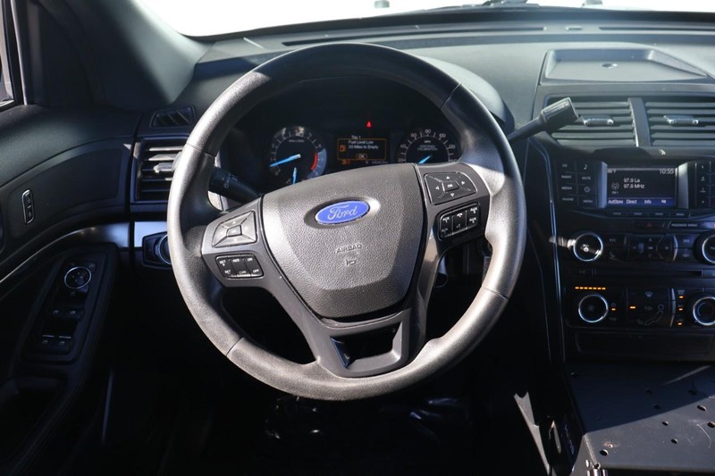 Ford Police Interceptor Utility Vehicle Full-screen Gallery Image 22