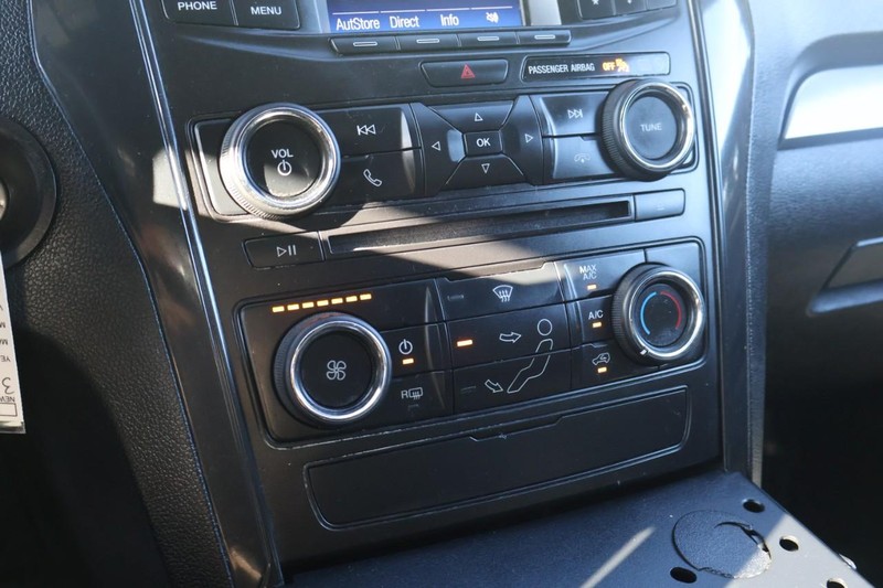 Ford Police Interceptor Utility Vehicle Full-screen Gallery Image 28