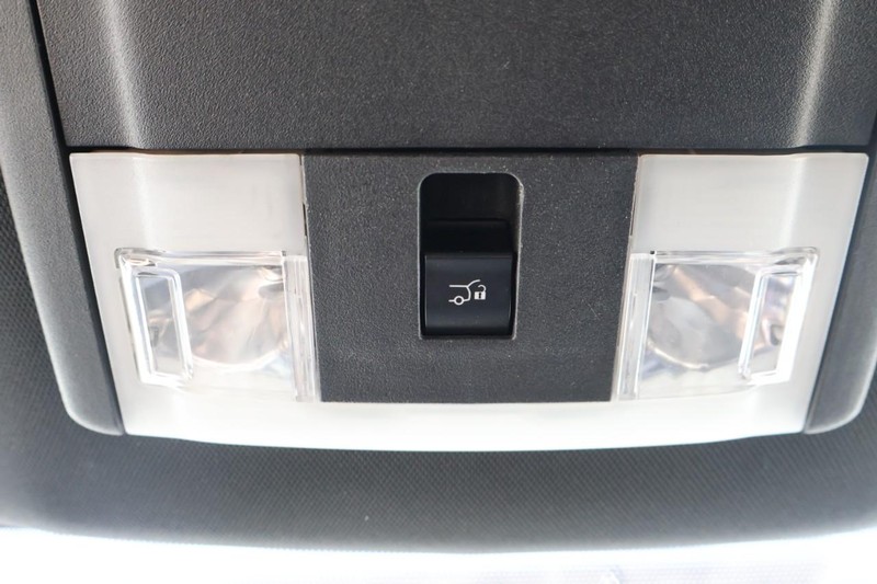 Ford Police Interceptor Utility Vehicle Full-screen Gallery Image 30