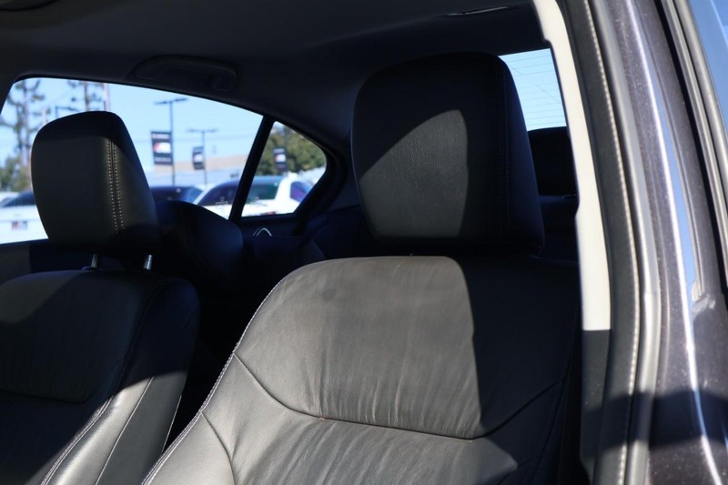 Honda Civic Sedan Vehicle Full-screen Gallery Image 19