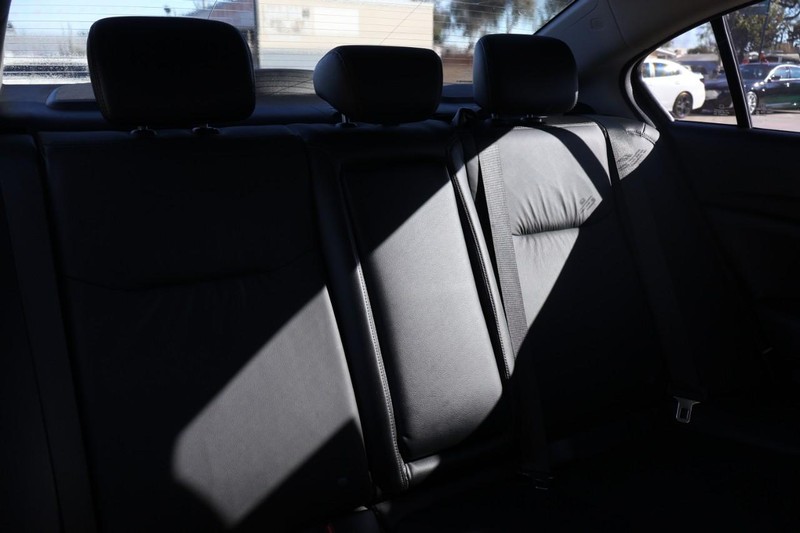 Honda Civic Sedan Vehicle Full-screen Gallery Image 22
