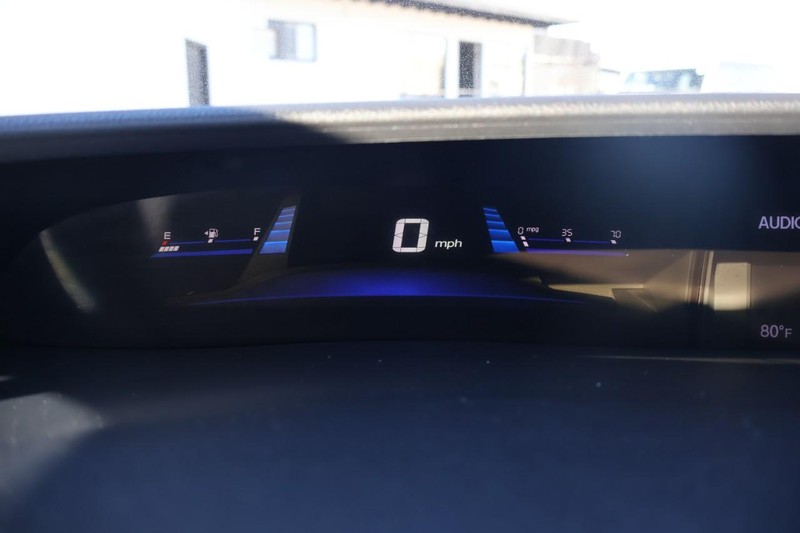 Honda Civic Sedan Vehicle Full-screen Gallery Image 25