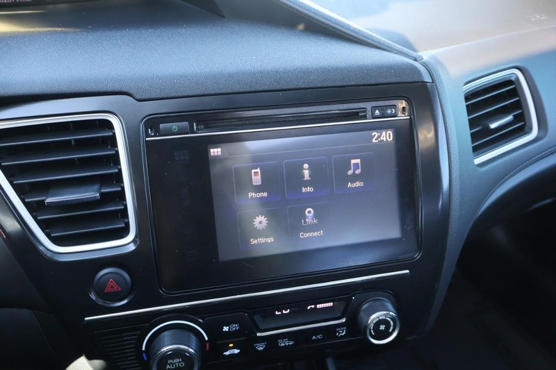 Honda Civic Sedan Vehicle Full-screen Gallery Image 32