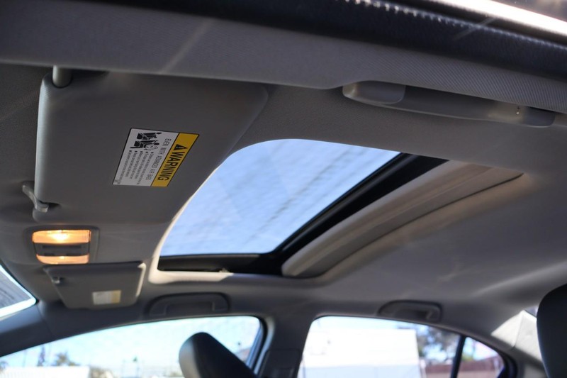 Honda Civic Sedan Vehicle Full-screen Gallery Image 39