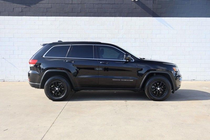 Jeep Grand Cherokee Vehicle Full-screen Gallery Image 04