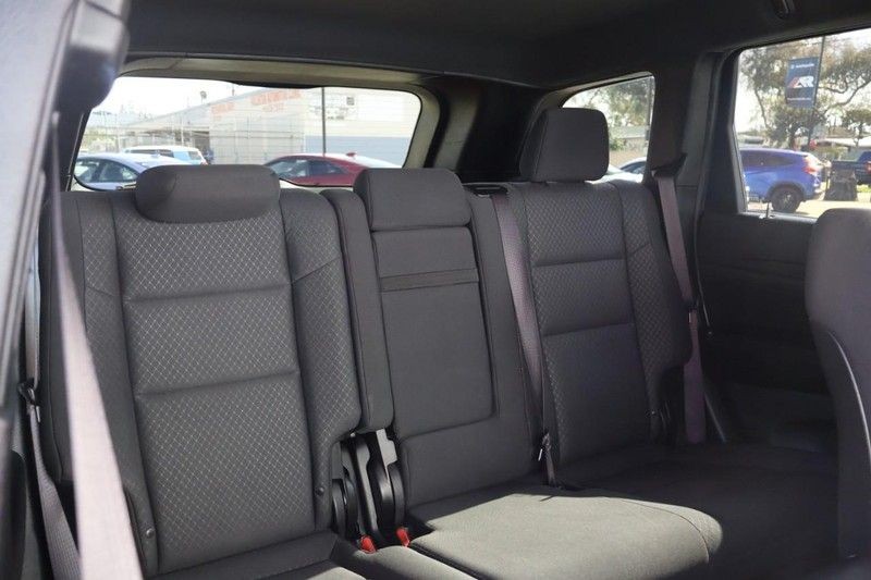 Jeep Grand Cherokee Vehicle Full-screen Gallery Image 21