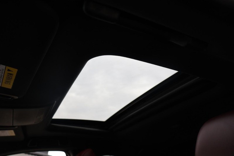 Mazda Mazda3 Hatchback Vehicle Full-screen Gallery Image 36