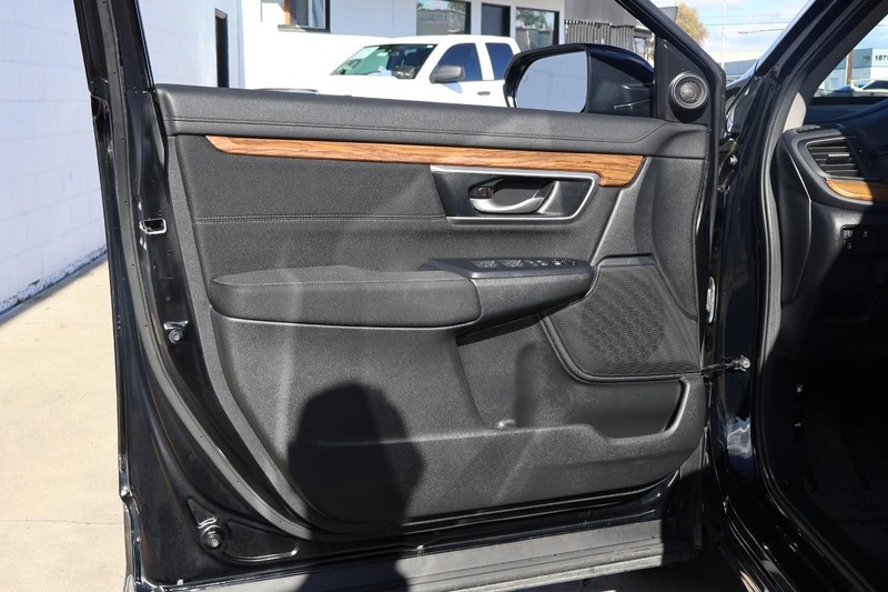 Honda CR-V Vehicle Full-screen Gallery Image 14