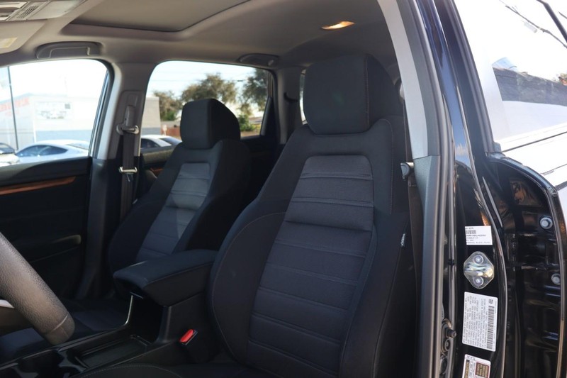 Honda CR-V Vehicle Full-screen Gallery Image 17