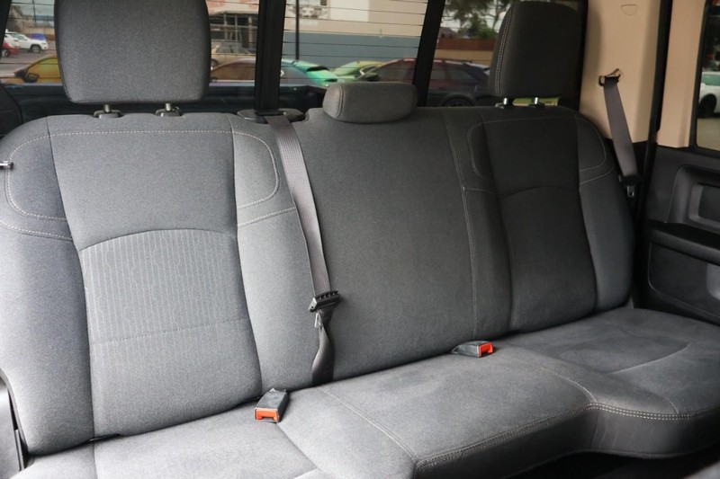 Ram 2500 Vehicle Full-screen Gallery Image 22