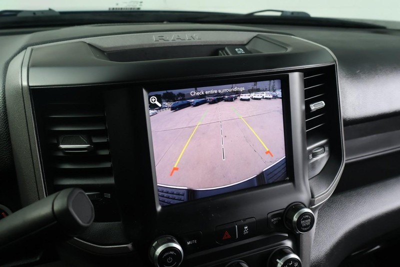 Ram 2500 Vehicle Full-screen Gallery Image 32