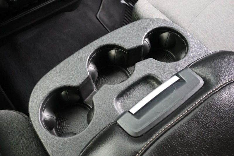 Ram 2500 Vehicle Full-screen Gallery Image 35