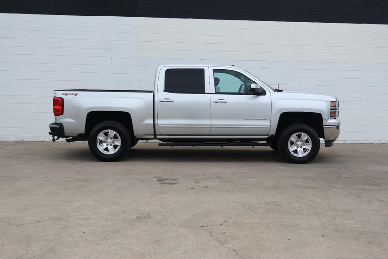 Chevrolet Silverado 1500 Vehicle Full-screen Gallery Image 04