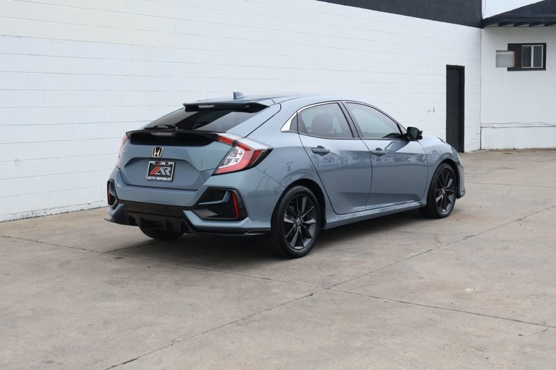 Honda Civic Hatchback Vehicle Full-screen Gallery Image 05