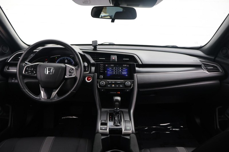 Honda Civic Hatchback Vehicle Full-screen Gallery Image 23