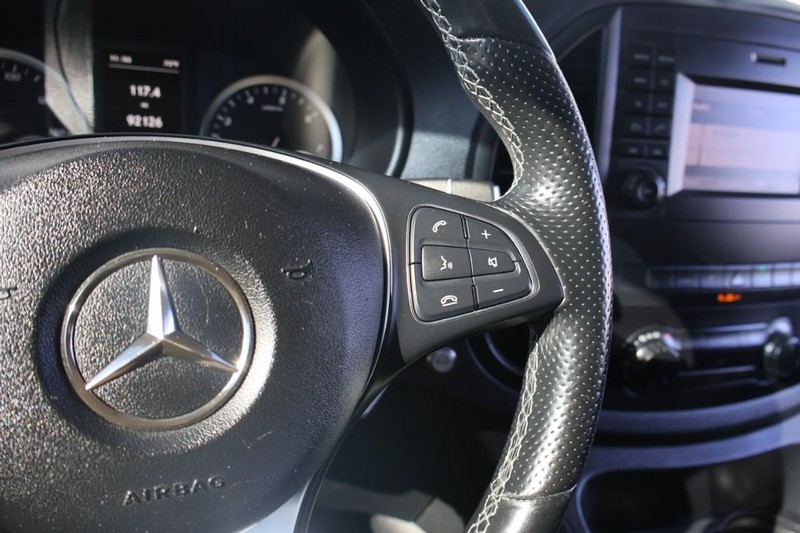 Mercedes-Benz Metris Cargo Van Vehicle Full-screen Gallery Image 26