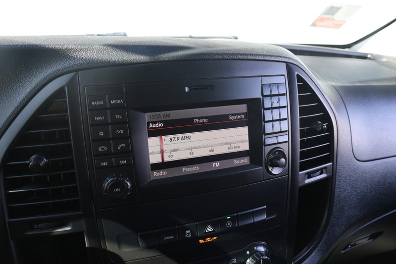 Mercedes-Benz Metris Cargo Van Vehicle Full-screen Gallery Image 28