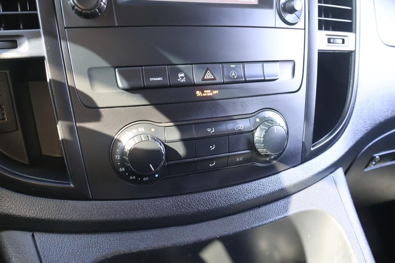 Mercedes-Benz Metris Cargo Van Vehicle Full-screen Gallery Image 30