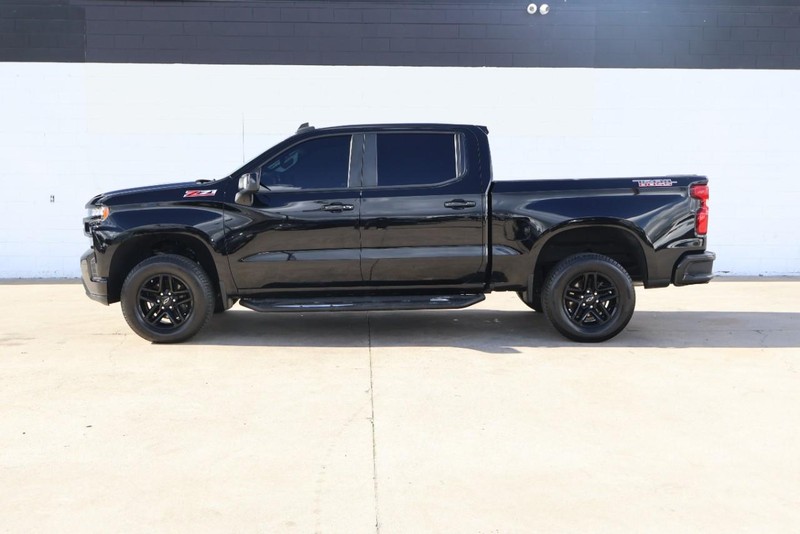 Chevrolet Silverado 1500 Vehicle Full-screen Gallery Image 10