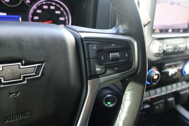 Chevrolet Silverado 1500 Vehicle Full-screen Gallery Image 28