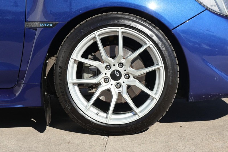 Subaru WRX Vehicle Full-screen Gallery Image 13