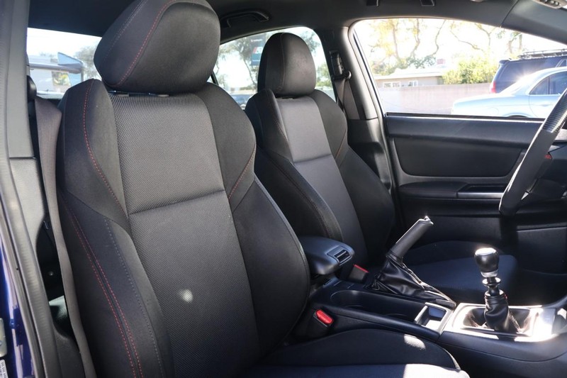 Subaru WRX Vehicle Full-screen Gallery Image 20