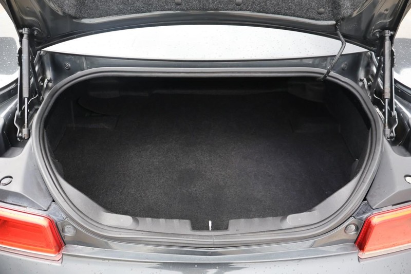 Chevrolet Camaro Vehicle Full-screen Gallery Image 08