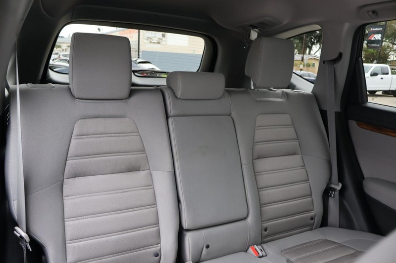 Honda CR-V Vehicle Full-screen Gallery Image 22