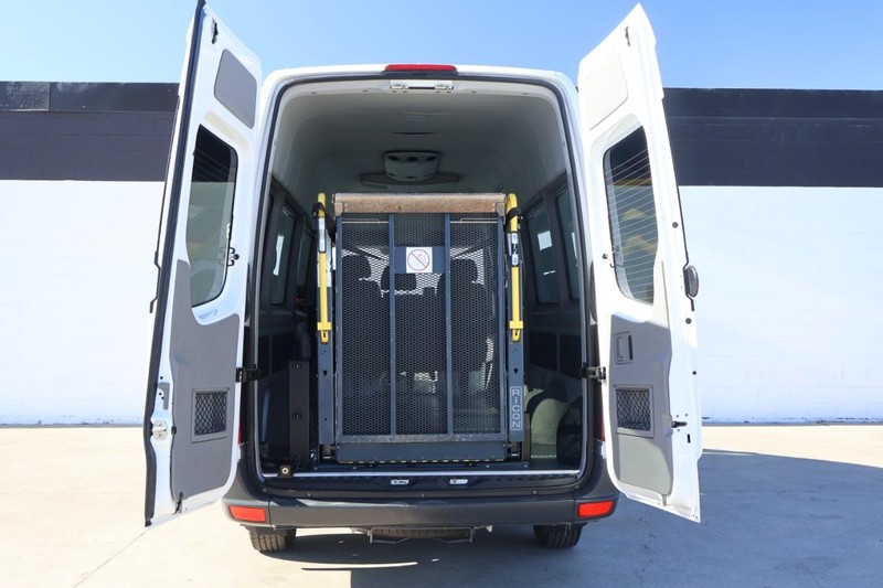 Mercedes-Benz Sprinter Passenger Vans Vehicle Full-screen Gallery Image 08