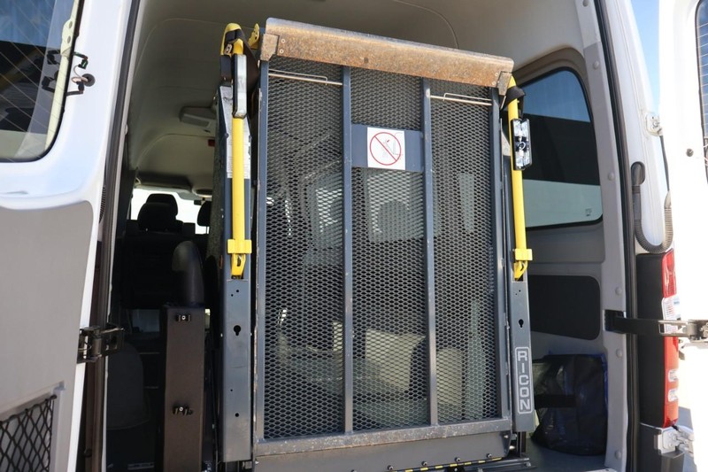 Mercedes-Benz Sprinter Passenger Vans Vehicle Full-screen Gallery Image 09