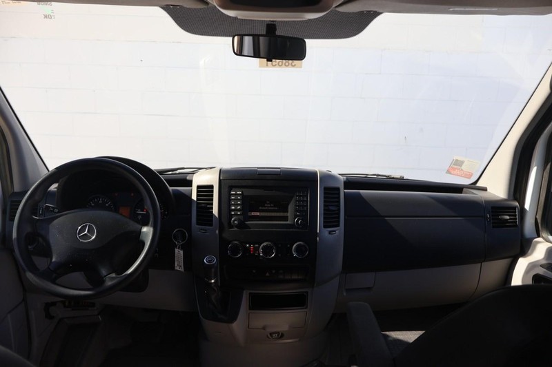 Mercedes-Benz Sprinter Passenger Vans Vehicle Full-screen Gallery Image 24
