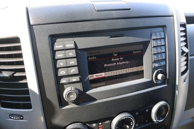 Mercedes-Benz Sprinter Passenger Vans Vehicle Full-screen Gallery Image 28