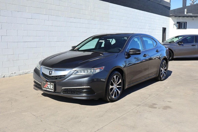 Acura TLX Vehicle Full-screen Gallery Image 10
