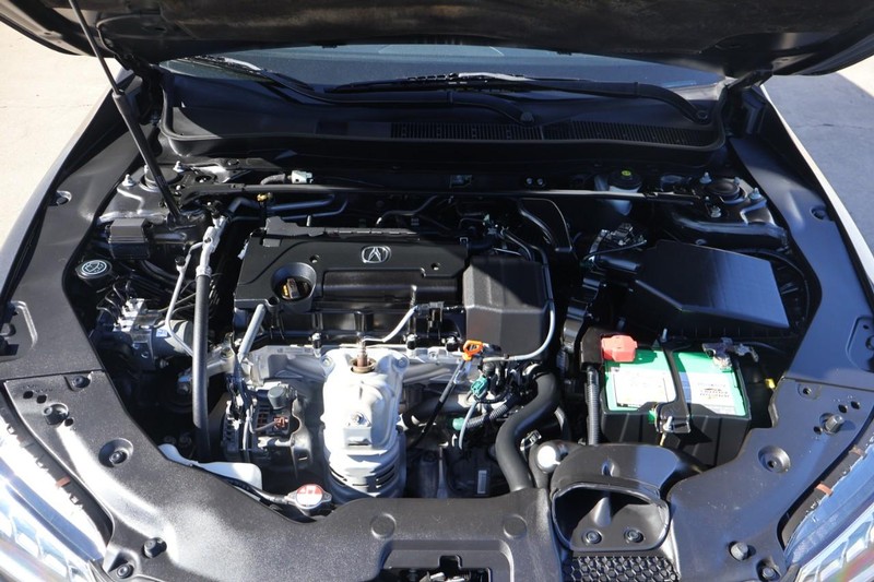 Acura TLX Vehicle Full-screen Gallery Image 11