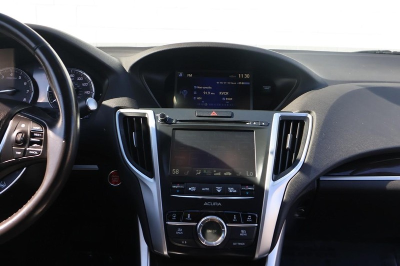 Acura TLX Vehicle Full-screen Gallery Image 28