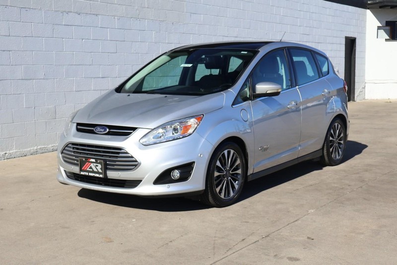 Ford C-Max Energi Vehicle Full-screen Gallery Image 11