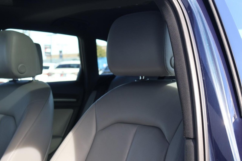 Audi A3 Sportback e-tron Vehicle Full-screen Gallery Image 18