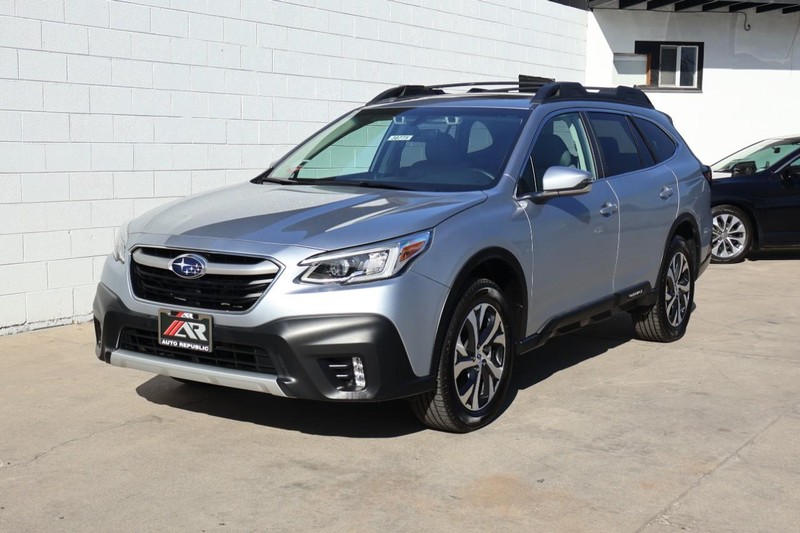 Subaru Outback Vehicle Full-screen Gallery Image 12