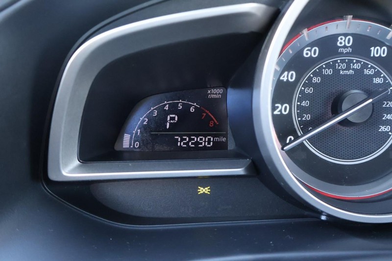 Mazda Mazda3 Sedan Vehicle Full-screen Gallery Image 22