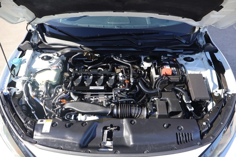 Honda Civic Coupe Vehicle Full-screen Gallery Image 12