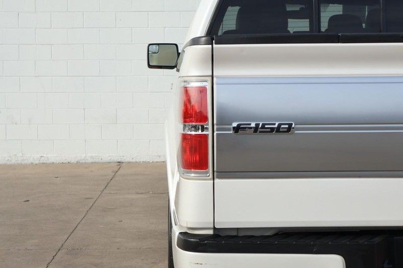 Ford F-150 Vehicle Full-screen Gallery Image 07