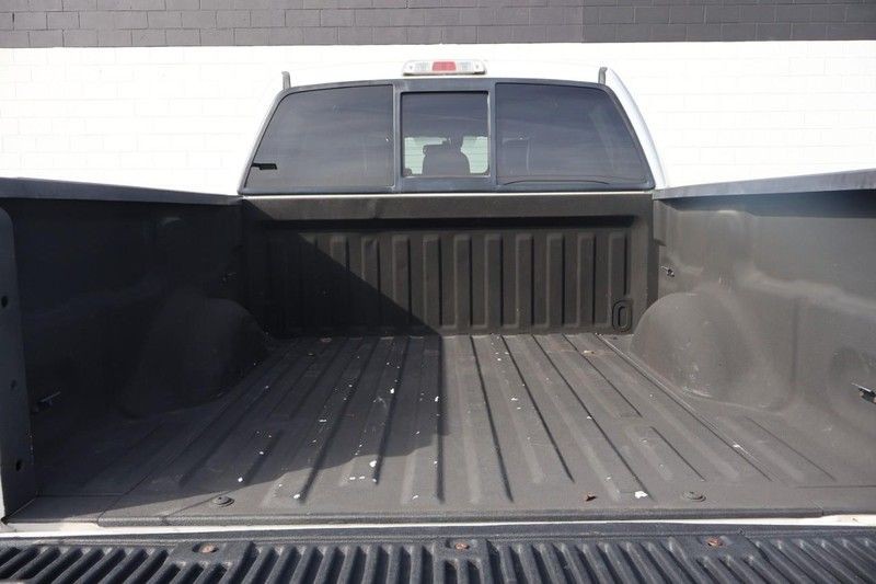 Ford F-150 Vehicle Full-screen Gallery Image 08